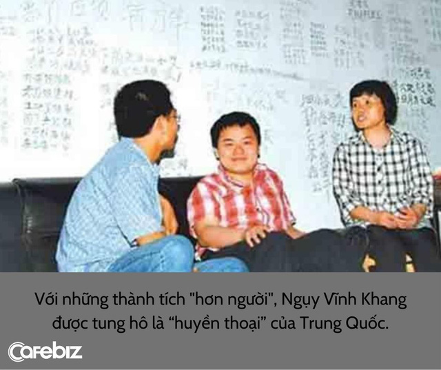 13 tuổi đỗ ĐH nhưng mẹ phải đút cơm, mắc tiểu mẹ mang bô tới, thần đồng Trung Quốc và cách giáo dục sai lầm của người mẹ - Ảnh 1.